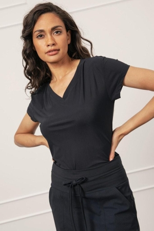 Studio Anneloes Studio Anneloes shirts en tops T-shirt Korte mouw 6900 dark blue 6900 dark blue Studio Anneloes Studio Anneloes shirts en tops T-shirt Korte mouw 6900 dark blue 6900 dark blue